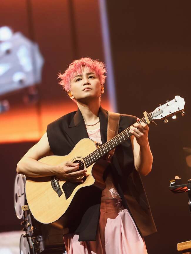 涉閃兵50萬交保　Energy書偉道歉：會承擔應有責任 | 華視新聞