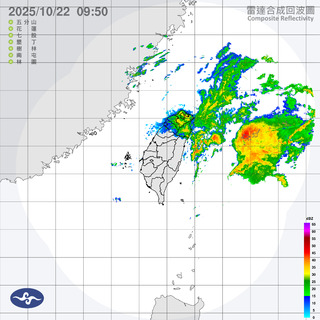 雙北「超大豪雨」特報！有颱風在台灣近海生成？　鄭明典曝「成颱關鍵」