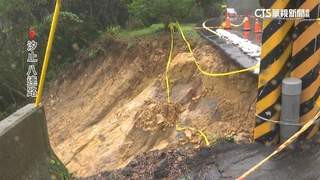 不堪暴雨襲擊！　汐止兩天「連三塌」　滑坡兩層樓深