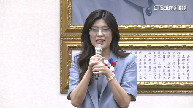 鄭麗文遭質疑「親中」　牛煦庭挺：給她一點時間 | 華視新聞