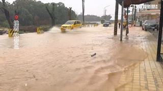東北季風致強降雨　桃園積淹水達小腿肚高