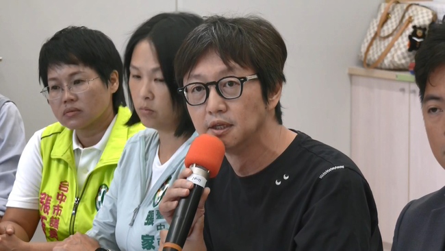 台中豬瘟案場獸醫師「沒執照」！　議員批台中市府「漏洞百出、謊話連篇」 | 華視新聞