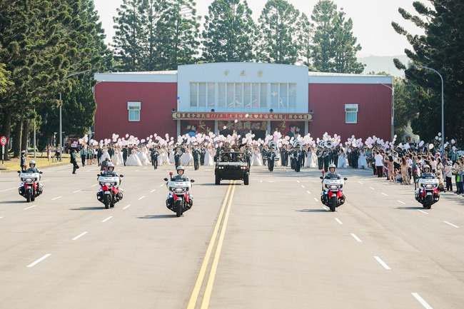 陸軍司令部中正堂改「忠誠堂」　翁曉玲：真的要好好刪國防部預算 | 華視新聞