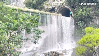 立霧溪堰塞湖溢流增　「勿進河道及管制區」
