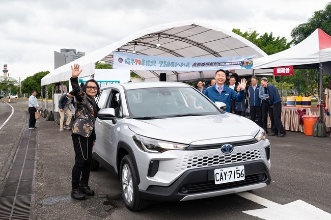 高齡換照新制115年5月上路　沈文程擔任代言人：換照不是限制而是安心的開始 | 華視新聞