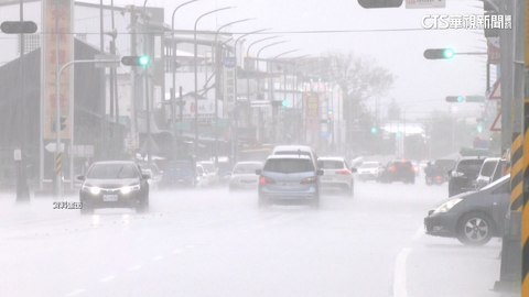 把握晴天! 「鳳凰」颱風來襲 最快週一海警.週二陸警