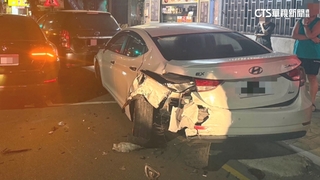 女爛醉深夜上路連撞路邊3車　酒測值0.81遭法辦