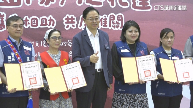 「鳳凰」來襲！桃園今停班課掀網議　幕僚曝決策過程 | 華視新聞