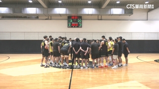 國王閃電開除外籍主帥　「球員」洪志善接掌兵符