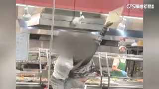 欲白吃清粥小菜被拒　男衝廚房砸餐盤利器害4傷