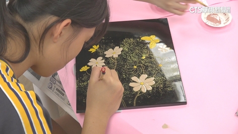 【台語新聞】結合「雙語」教育　旭光學生親身體驗傳統漆藝文化