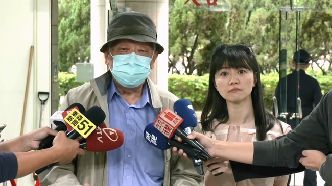 北市府遭爆網頁出現「上海區公所」喊告　76歲投訴人怒喊：我不是有心人士 | 華視新聞