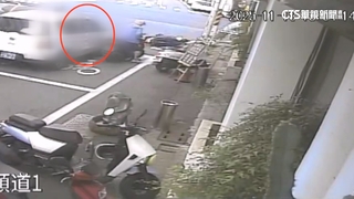 闖燈輾人還棄車逃！　警逮肇事者揪「毒駕害命」