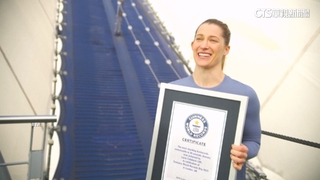 30秒內「17次」站立後空翻　英體操好手創金氏紀錄