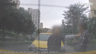 同行搶地盤？五星飯店前拉扯.恐嚇　運將揚言提告