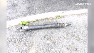 國道對向飛來「傳動軸」狠砸　駕駛嚇：人生跑馬燈