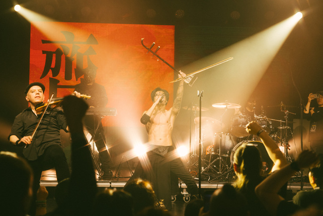 林昶佐脫了！閃靈重返舞台　攜芬蘭小提琴手首次台芬金屬外交 | 華視新聞