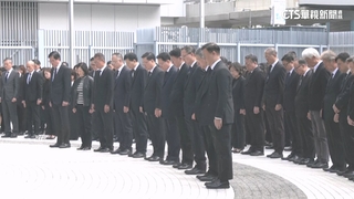 宏福苑大火奪128命！　續挺進高樓搜救　港降半旗哀悼