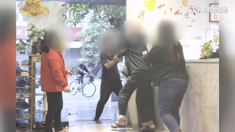 男常出沒要錢.不滿個資被公開　甩店員巴掌「反被壓制」