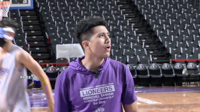 3兄弟當街互毆！高國豪遭停賽處分　本人道歉了：不良示範深感懊悔 | 華視新聞