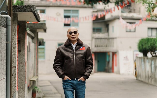 韓國瑜2026桌曆開放預購！　100張親簽小卡隨機送出 | 華視新聞