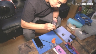 手機黏著度高衍生營業新模式　維修到凌晨.到府服務