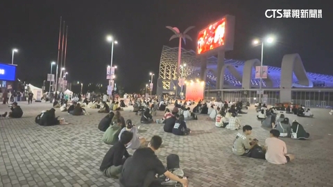 參與感十足! 場外「聽漏音」享受AAA韓流盛宴