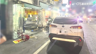 早有嫌隙？　轎車衝撞雞排店！　2店員2級燙傷急送醫