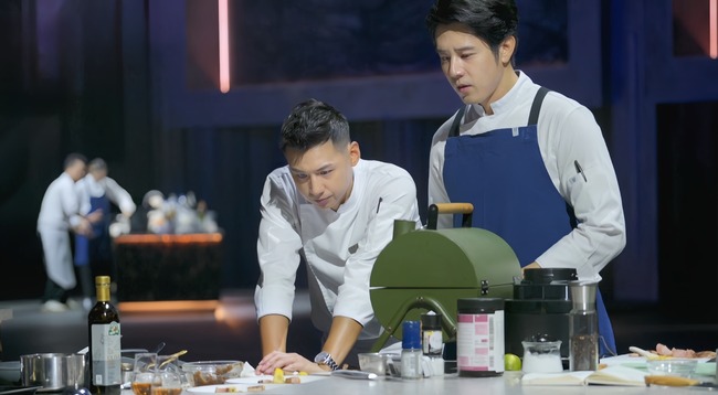 《星廚之戰》至今最嚴重失誤！施捷夫自責淚崩嚇壞胡宇威 | 華視新聞