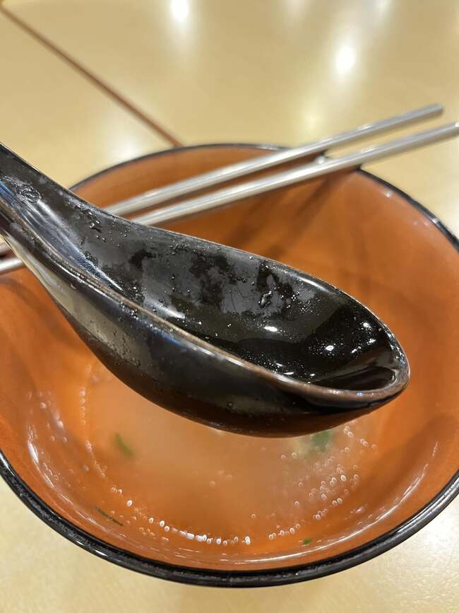 三商巧福為何堅持用厚重瓷湯匙？　前員工曝原因　網讚：好用心 | 華視新聞