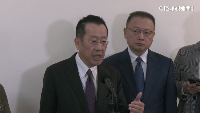 駁標案量身訂做！　顧立雄罕動怒：計較名字能讓它履約？ | 華視新聞