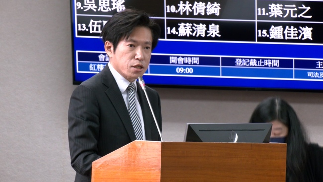 立院備詢引熱議！　張惇涵：只是盡我應該盡的本分 | 華視新聞