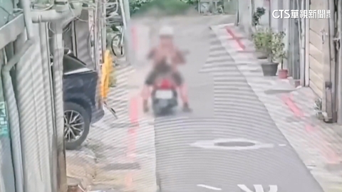 縱火監視器曝光! 嫌犯休旅車旁點火後 騎機車逃逸