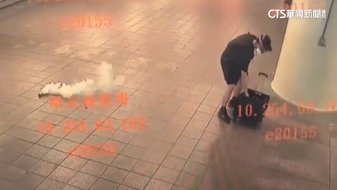 【台語新聞】「無業」張文砸4.8萬買煙霧彈　錢從哪來？警追金流