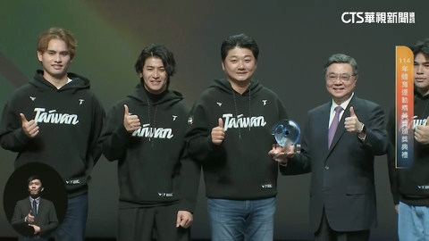 12強冠軍隊獲「菁英獎特別獎」 陳傑憲:感謝團隊努力