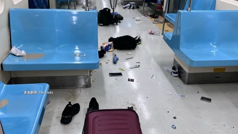 北門站乘客驚恐奔逃「鞋子、包包散落一地」　北捷：遺留物品限7天領回