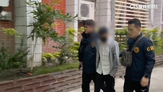 角頭父為兒出氣　校園外亮利器逼女學生下跪認錯