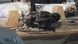 高雄2機車擦撞燒成火球　鳳山巷口事故1死1傷