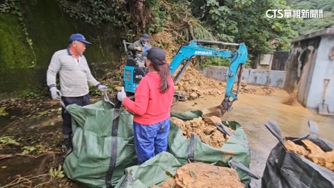 【台語新聞】疑7.0強震加連日降雨影響　南方澳土石流灌民宅屋頂