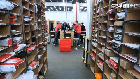 俄砲火下仍維持運作　烏國物流公司化危機為轉機