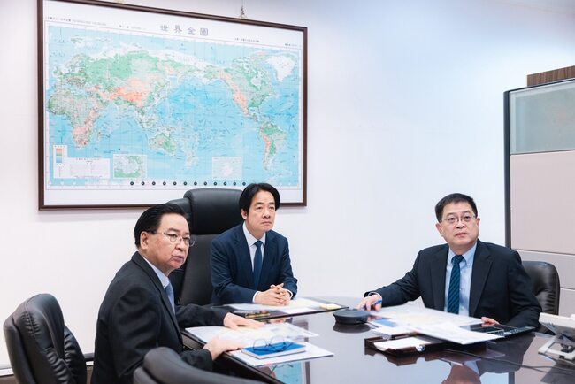 賴清德與國防部進行視訊會議　籲國人給予國軍及海巡最大支持 | 華視新聞
