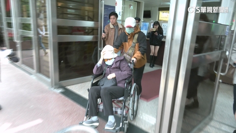 8旬母忍痛悶殺癱兒 律師二審主張:是加工自殺