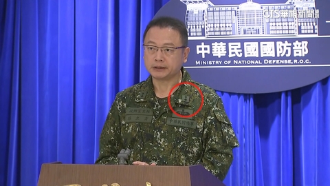 「星星」方向大不同! 迷彩野戰服軍階空軍橫.陸軍直
