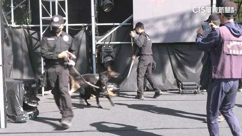 各地跨年晚會維安升級　入場安檢+禁行李箱.禁應援氣球