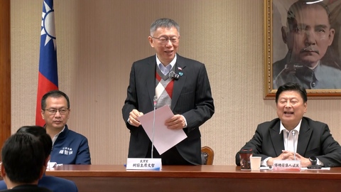 稱家中最反對民進黨的是陳佩琪 柯文哲「勸她去上班」:不然每天寫臉書 很頭痛