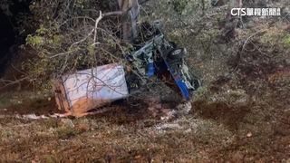 冷凍貨車國道撞橋墩墜邊坡起火　駕駛.乘客身亡