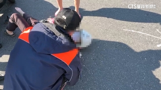 疑未注意車前狀況！　左轉撞行人　婦遭撞飛搶救中