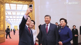 李在明拿小米手機邀自拍　習近平讚「技術不錯」