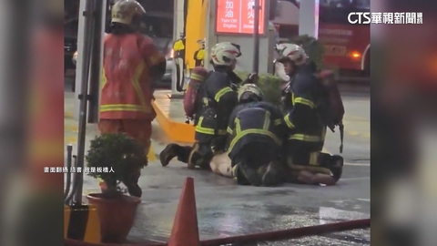 男闖加油站縱火還打消防　警調監視器還原行蹤
