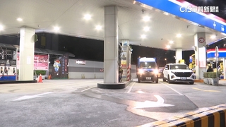 驚險！起火點近加油島憂引爆？　中油：距油槽逾6公尺